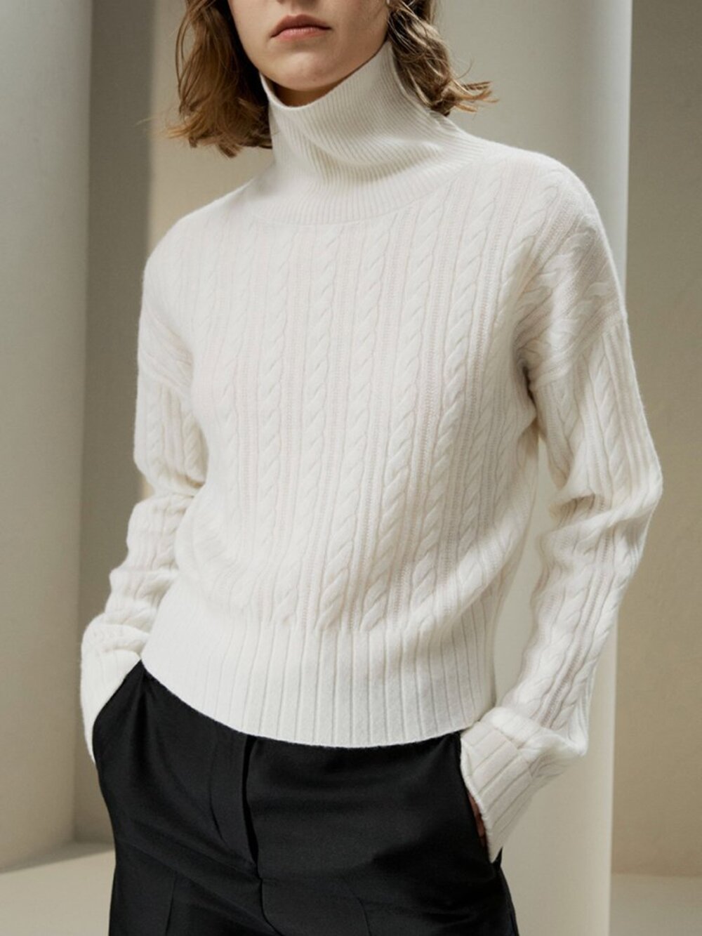 Lilysilk Classic Cable Knit Turtleneck Sweater